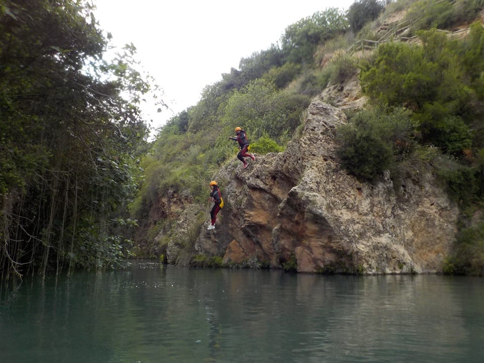 salto barranquismo Anna