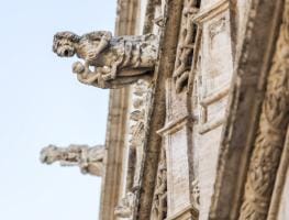 Detalle fachada Lonja Seda Valencia