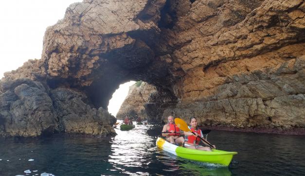 Aventura Pata Negra: Descubre la Marina Alta entre mar y montaña